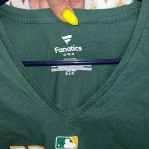 Oakland A’s athletics baseball MLB women’s T-shirt fitted fanatics size M thumbnail 2