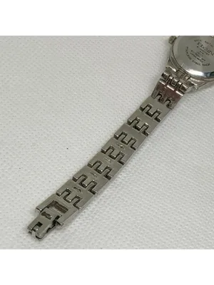 Vintage Elgin women’s watch silver tone mop dial Gemstones quartz 23mm running thumbnail 9