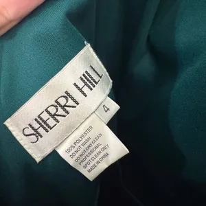Sherri Hill sleeveless high neck Beaded evening Gown dress Emerald Green Size 4 thumbnail 10