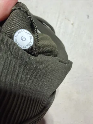 Lululemon energy longline bra Ribbed green olive sports bra 6 thumbnail 3