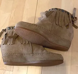 Crown Vintage Mocha Fringe Booties thumbnail 2