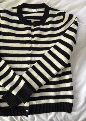Cardigan Urban Outfitters thumbnail 1