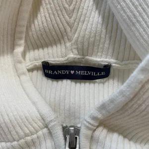 Brandy Melville Ivory Ribbed Cropped Zip Up Hoodie Fitted Y2K thumbnail 5