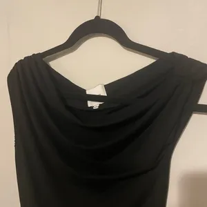 Reformation Cello knit one shoulder top M black classic minimalist timeless date night thumbnail 5
