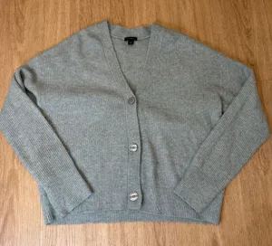 Ann Taylor Factory Gray Ribbed V-Neck Button-Front Cardigan Sweater Size L thumbnail 1