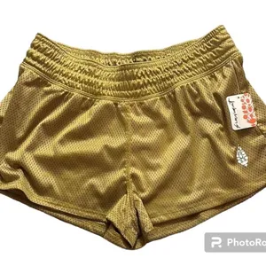 Free people movement high rise shorts Alchemy gold size M thumbnail 3