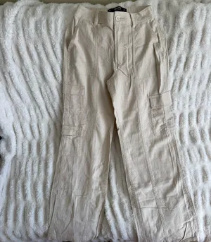 Hollister Stone Beige Cargo Pants thumbnail 2