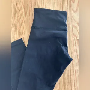 Lululemon leggings thumbnail 2