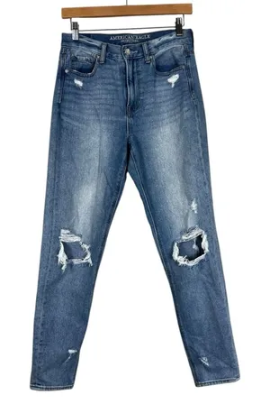 American Eagle Mom Jeans Womens 2 Light Wash Distressed‎ Straight Leg Clean Girl thumbnail 1