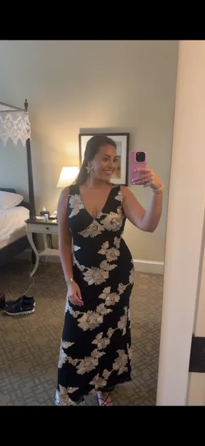 Caracilia Embroidered Floral Wedding Guest Dress thumbnail 4