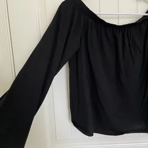 SO women’s relaxed off shoulder shirt —‎ large thumbnail 2