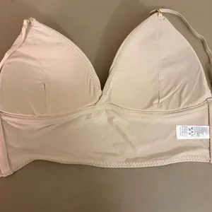 Women’s Low Back Thin Padded Cup Bra thumbnail 5