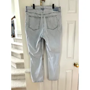Abercrombie Slim Straight Ultra High Rise Curve Love Light Wash Split Hem Jean thumbnail 4