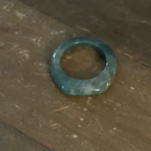 Vintage green Jade band ring Size 6.5 thumbnail 6