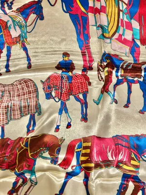 Vintage classic EQUESTRIAN horses PRINT ORANGE/ off white SQUAR SILK SCARF 35/35 thumbnail 17