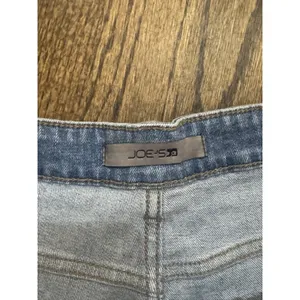 Joes Jeans Relaxed Short Juliet Size 32 Medium Wash‎ Raw Hen High Rise thumbnail 3