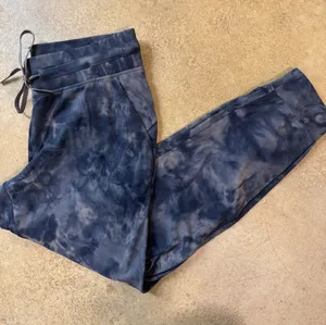 lululemon athletica Women's Tie-Dye Navy/Gray Track Joggers thumbnail 1