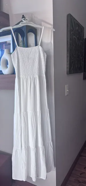 white Maxi Dress thumbnail 4