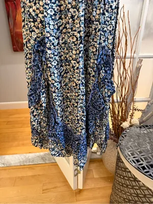 ✨Free People Smocked Floral Sundress XS ✨ thumbnail 4