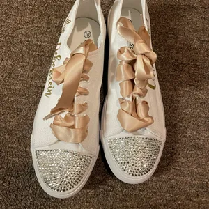 Twisted slip in & step out Elegant White and Gold Women's Sneakers thumbnail 2