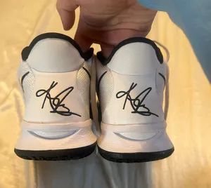 Nike Basketball Shoes Women’s thumbnail 6