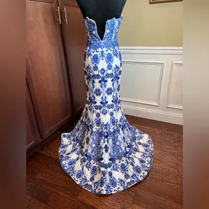 Terani Couture Glamour Strapless Blue&White Porcelain Print Mermaid Gown Formal thumbnail 7