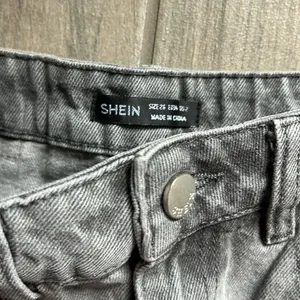 SHEIN black jeans thumbnail 3