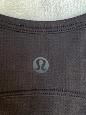 Lululemon Cropped Henley Tank Top Black activewear loungewear yoga Pilates gym thumbnail 6