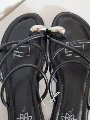 Serra Black Strappy Faux Leather Sandals Silver Tone Accent Size 8 NWT thumbnail 3