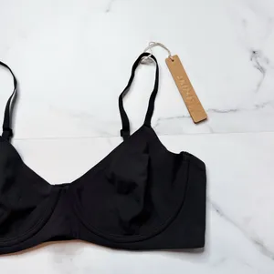 NWT Skims Fits Everybody Unlined Demi Bra thumbnail 3