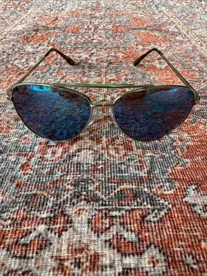 Silver Metal Aviator Sunglasses with Blue Tinted Reflective Mirror Lenses thumbnail 7