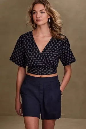Banana Republic Navy Linen Blend Easy Short Elastic Waist 5in‎ Inseam Large L thumbnail 1