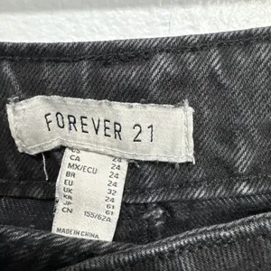 Forever 21 Jeans Womens Size 24 Cargo Wide Leg Belted Faded Black Denim Pants thumbnail 3