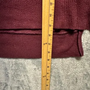 2098 | Aerie Oversized‎ High Low Viscose Blend Knit Pullover Burgundy Women M thumbnail 4