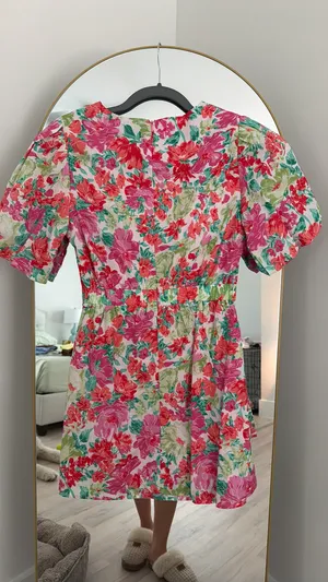 Floral dress thumbnail 3