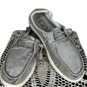 Hey Dude Shoes‎ thumbnail 2