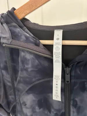 Lululemon Hooded Define Jacket thumbnail 3