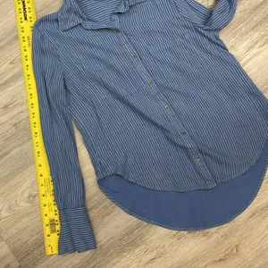 Billabong Blue & White Striped Long Sleeve Button Down Women's Shirt Size Small thumbnail 12
