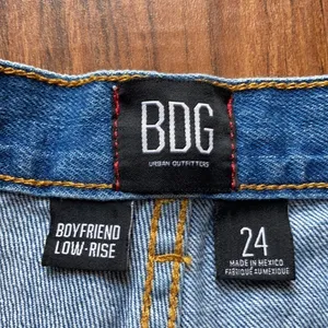 BDG urban outfitters boyfriend‎ low rise distressed shorts size 24 thumbnail 5