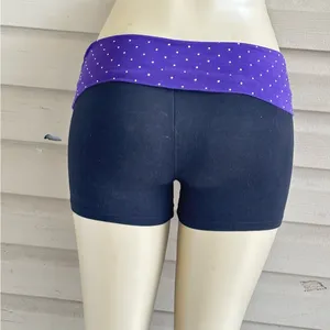 PINK - Victoria's Secret yoga shorts thumbnail 3