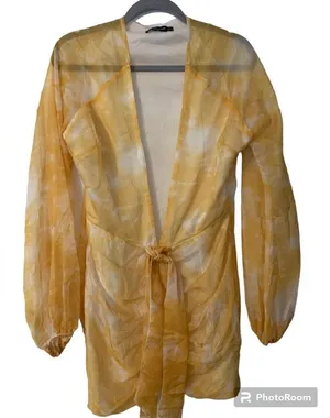 Pretty Little Thing chiffon overlay mini dress. Size: 6. Lined. thumbnail 1