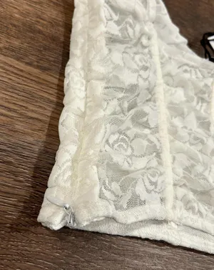 Bershka White Lace Corset thumbnail 5