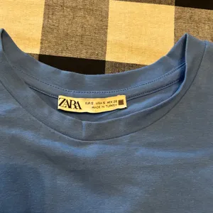 Zara Vibrant Blue Crop Top small thumbnail 2