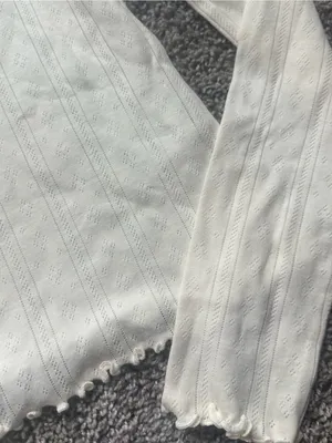 DAZE Cream Ribbed Long-Sleeve Crew Top with Lettuce Hem thumbnail 3