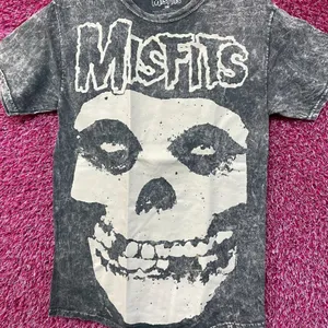 Misfits Big Face Crimson Ghost Horror Punk Rock Band Tee S thumbnail 2