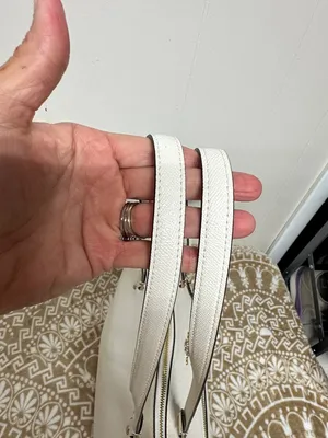 Coach Gallery Cream Leather Tote with Front Zip and Gold Hardware with Dustbag thumbnail 4