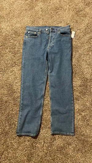 Gap High Rise Jean thumbnail 3
