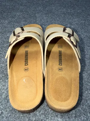 Cushionare Women’s Double-Buckle Leather Slide Sandals in Beige thumbnail 4