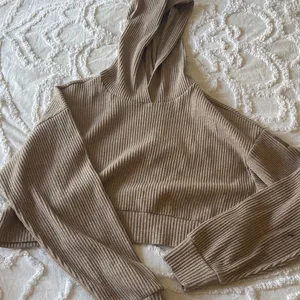 ALO Yoga Tan Ribbed Women's Hoodie Sweater and joggers thumbnail 1