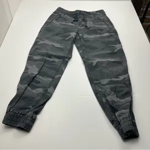 Aritzia TNA‎ Camouflage Mid Rise Gray Grey Jogger Style Cotton Pant Women Medium thumbnail 1